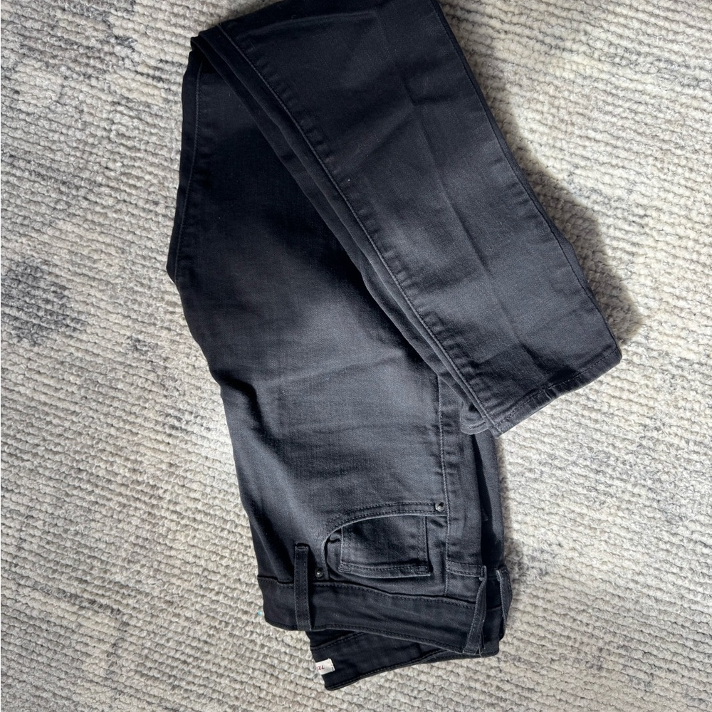 Black Denim Levi 721 High Rise Skinny Jeans